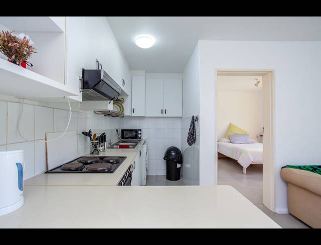1 BEDROOM APARTMENT FOR SALE IN KENILWORTH